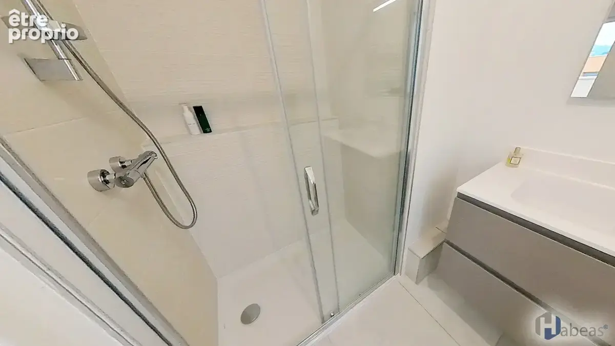 Appartement T3 de 62 m² avec Terrasse de 21.15 m² et deux parkings - photo 12