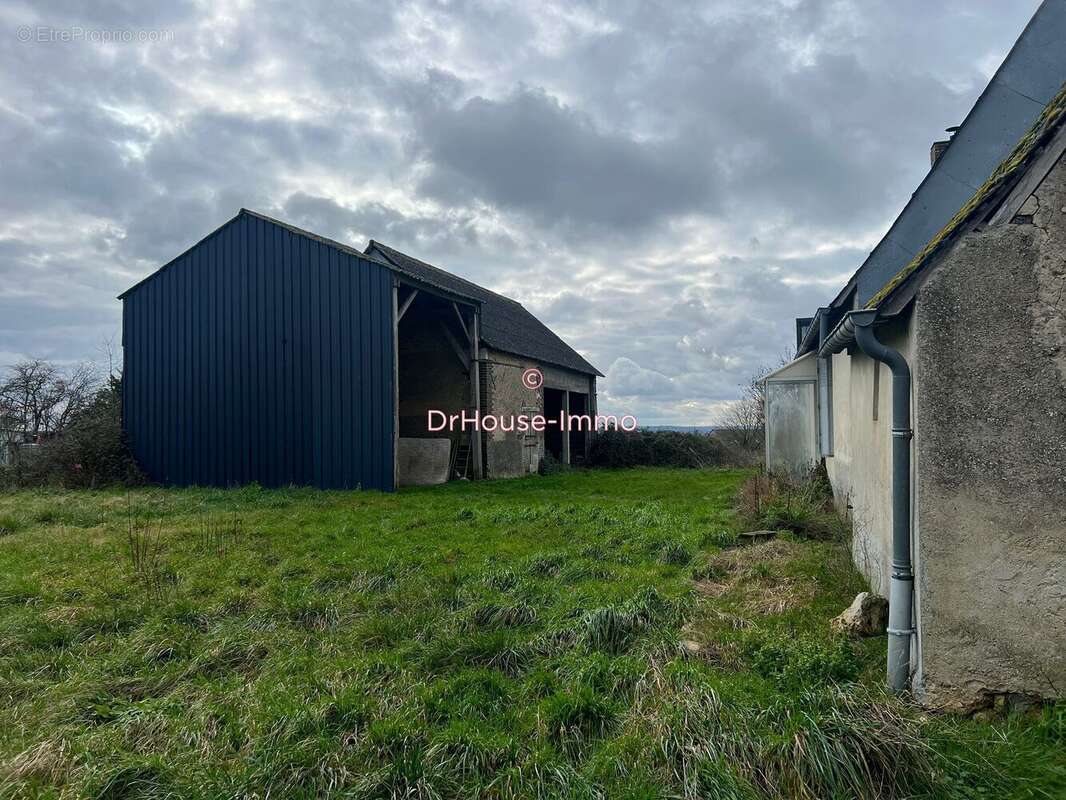 Maison à VILLAINES-SOUS-LUCE