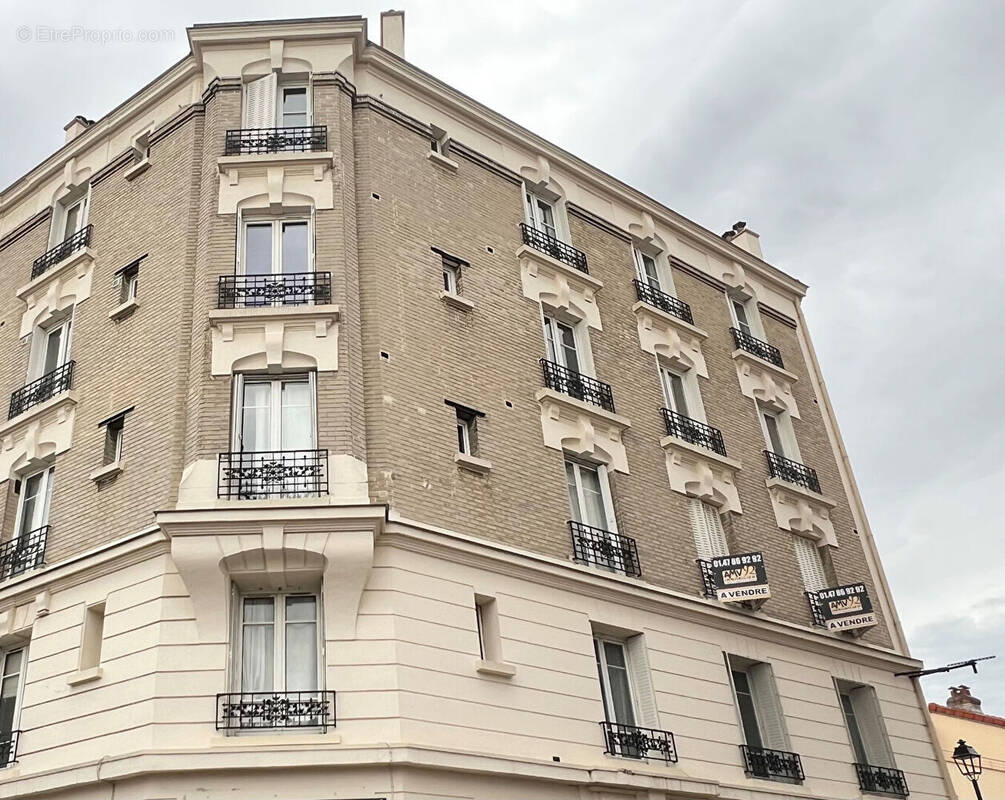 Appartement à COLOMBES