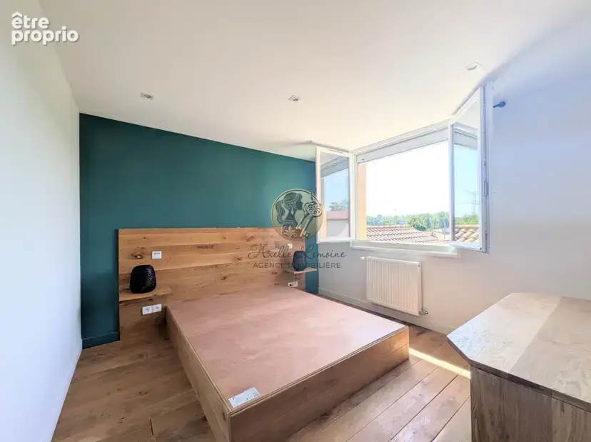 Lentilly   maison à fort potentiel à rénover   140,55 m2 habitables   terrain de 1 200 m2   piscine - photo 10