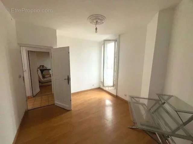 Appartement à LE PERREUX-SUR-MARNE