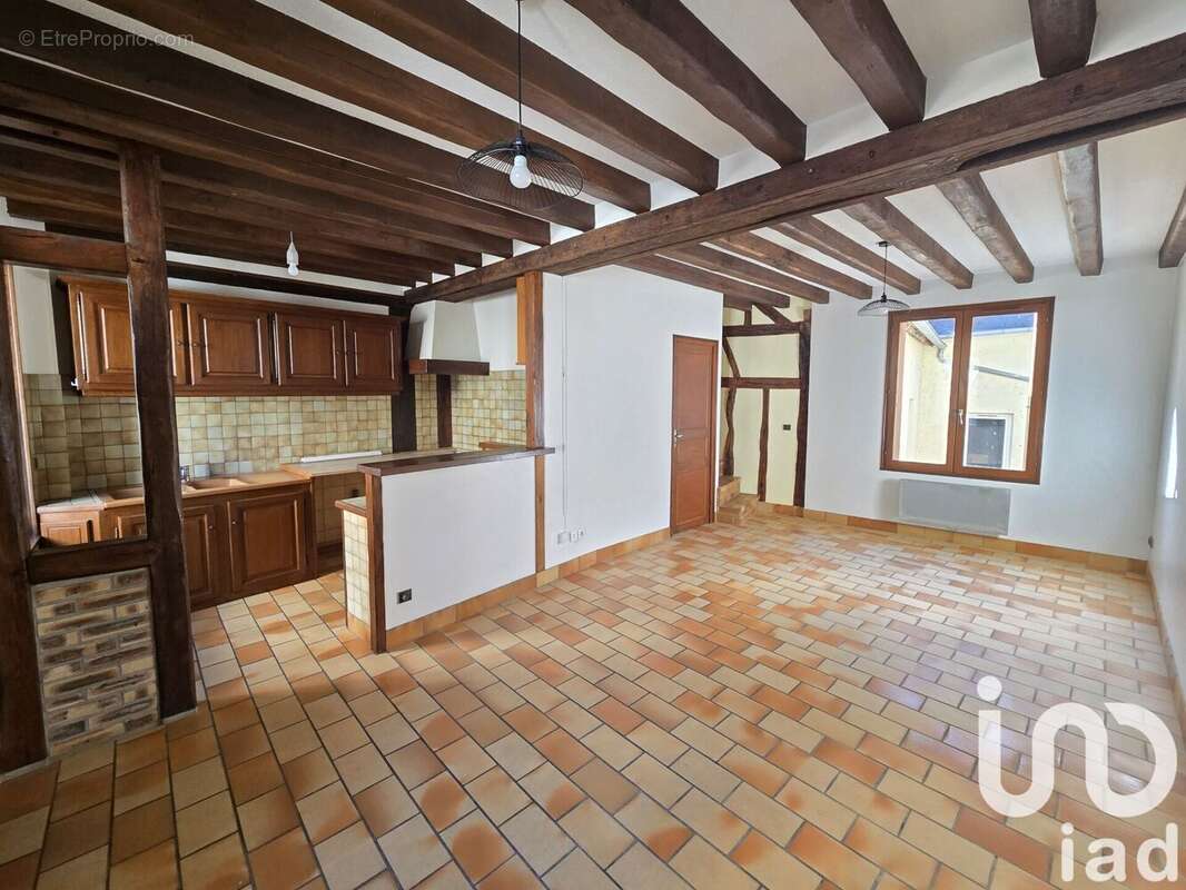 Photo 2 - Maison à CHATEAU-RENARD