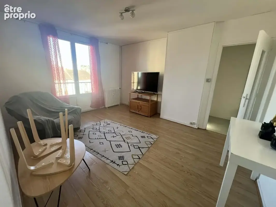 Appartement 58 m² à Montlucon  - photo 2