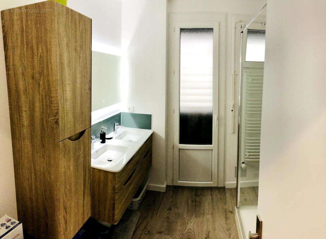 Bel appartement T4 entièrement rénové ! - photo 14