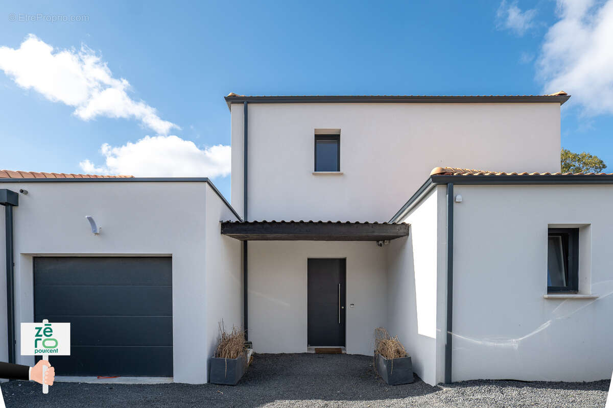 CHALLANS   Le confort du neuf… sans attendre la construction ! - photo 3