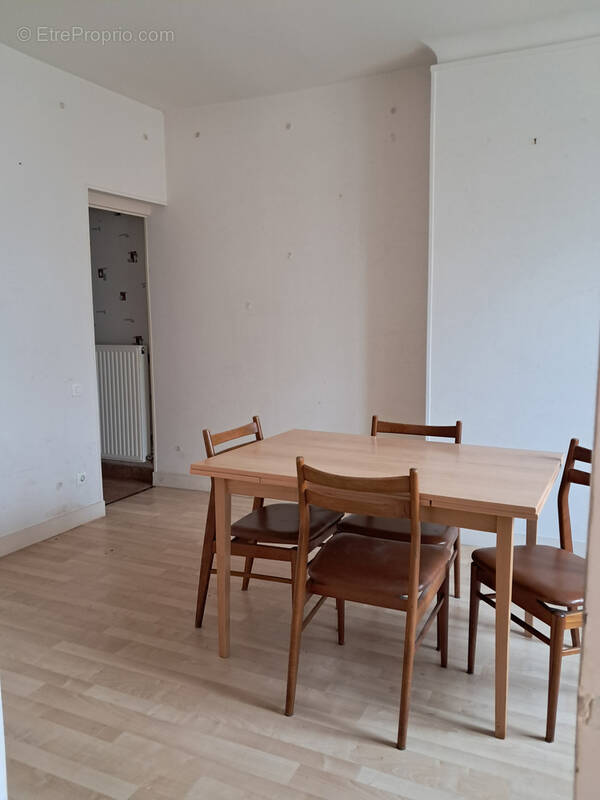 Maison à NEUVY-SUR-LOIRE