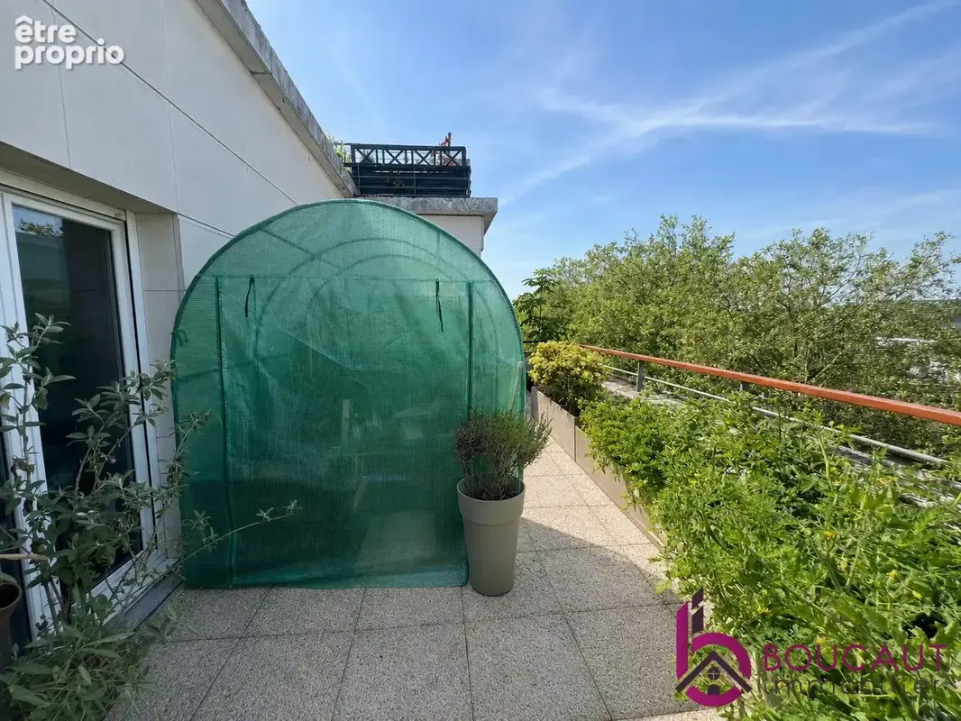 Appartement 109 m² à Le Plessis-Robinson  - photo 8
