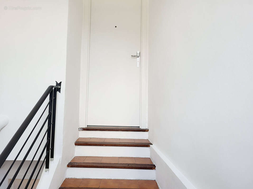 Appartement à CHATEAU-ARNOUX-SAINT-AUBAN