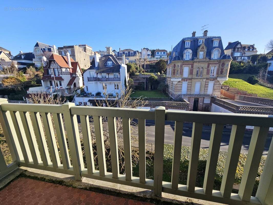 Appartement à TROUVILLE-SUR-MER