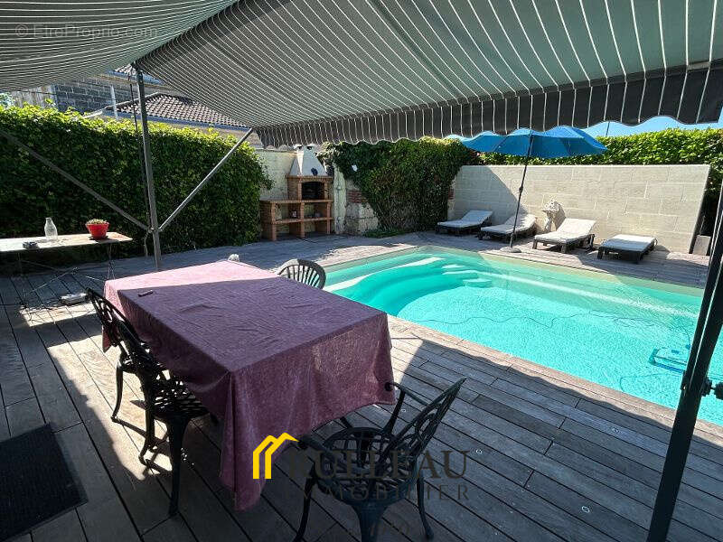 Maison à SAINT-ANDRE-DE-CUBZAC