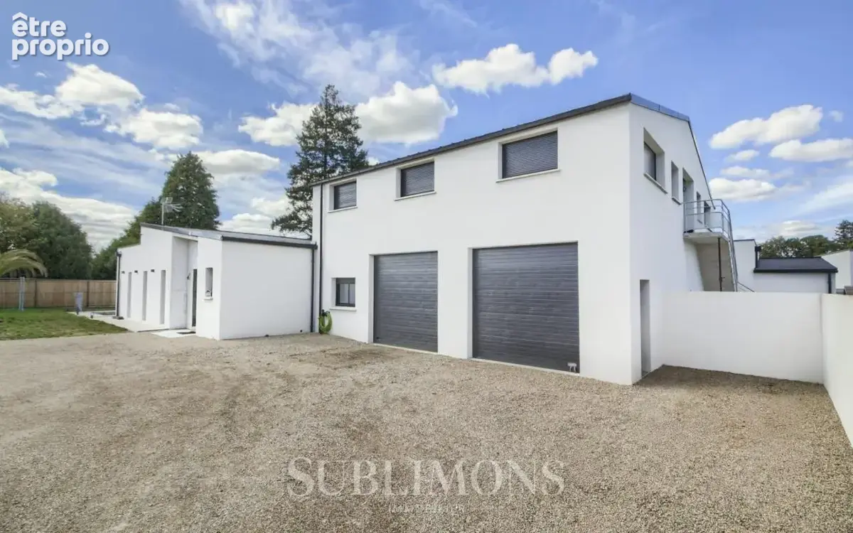 Photo Maison à Elven au prix de 1 250 000€