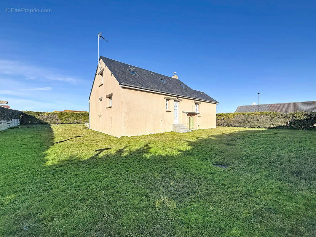 Maison à GOUVILLE-SUR-MER