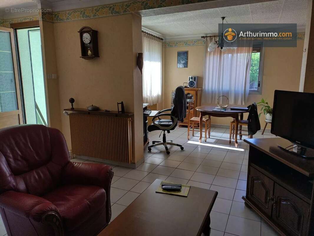 Maison à LAROQUE-D'OLMES