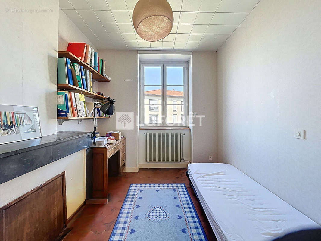 Appartement à SAINT-LAURENT-SUR-SAONE