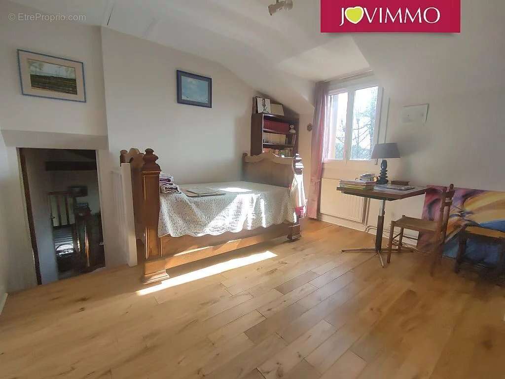 Maison à FONTAINE-LE-COMTE