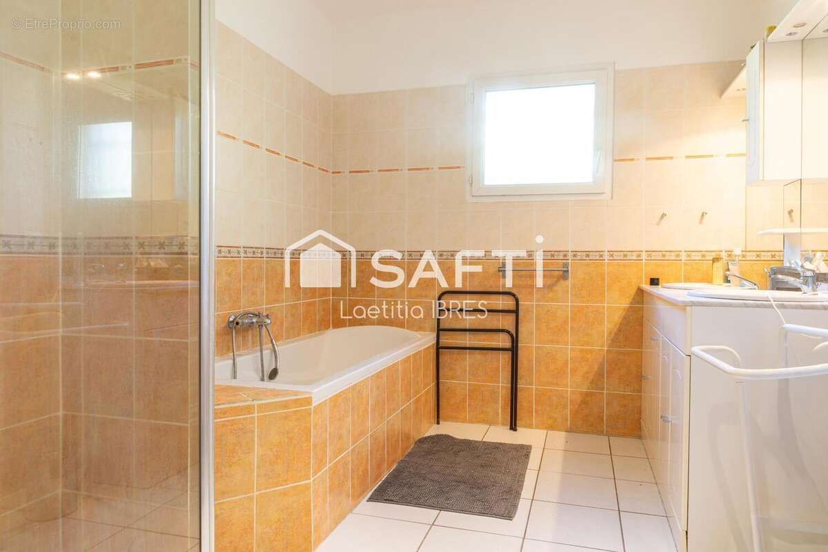 Photo 8 - Maison à SAINT-CEZERT