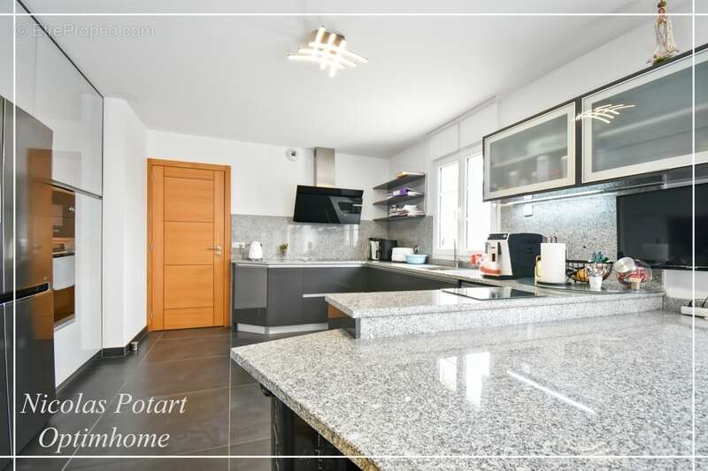 Maison à CHOISY-AU-BAC