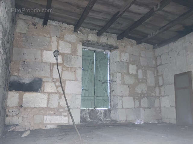 Maison à MONTLIEU-LA-GARDE