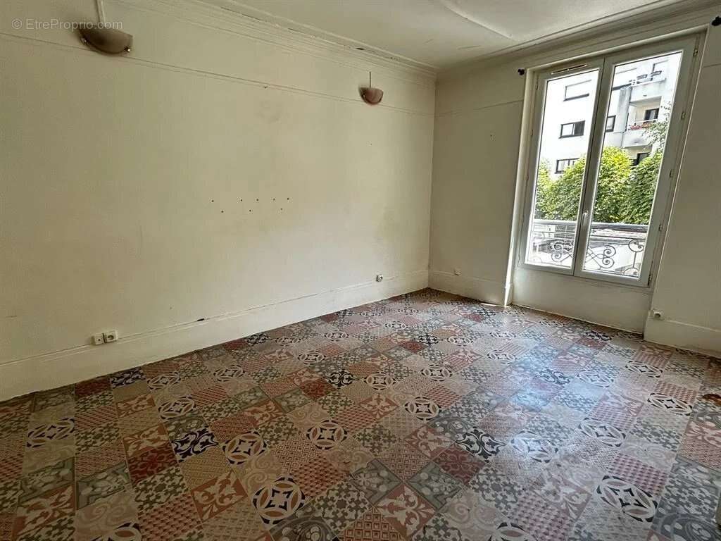 Appartement 43 m² à Paris-18e  - photo 3