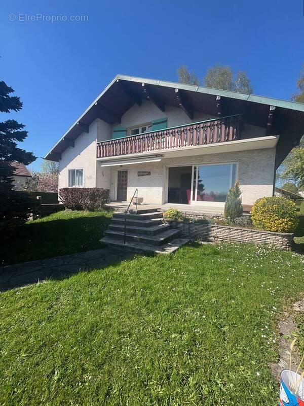 Maison à LUXEUIL-LES-BAINS