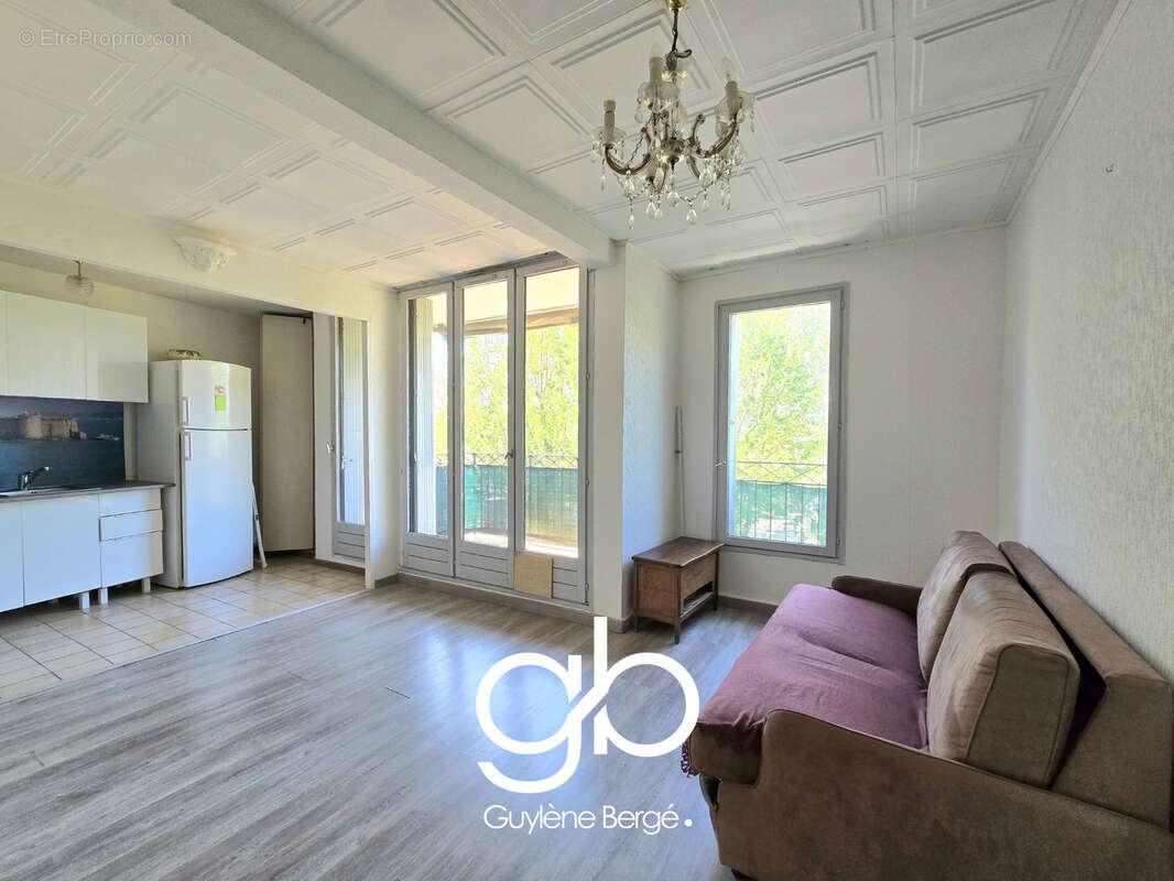 Appartement à LUNEL