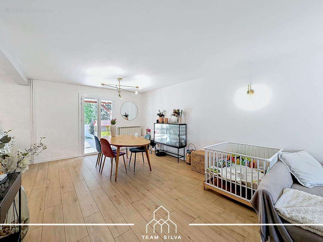 Maison 95 m² à Chasse-Sur-Rhone  - photo 2