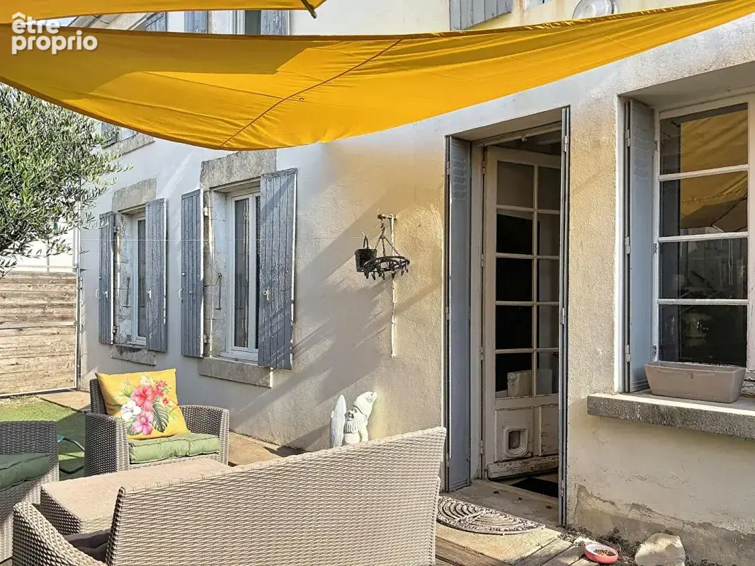 Maison à SAINT-SAUVEUR-D'AUNIS
