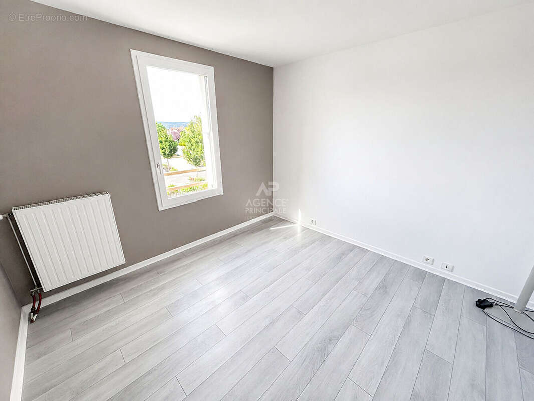 Appartement à VERNOUILLET