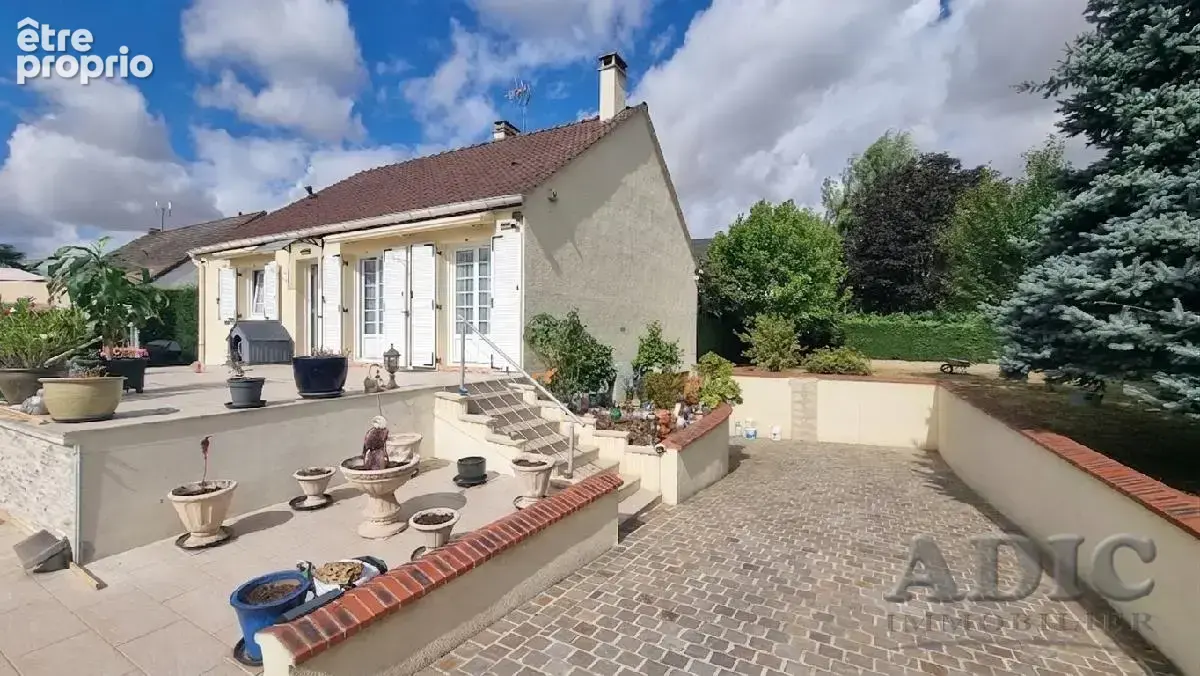 Maison 75 m² à Saint-Soupplets  - photo 1