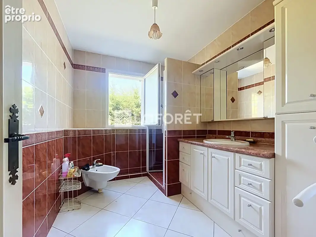 Salaunes - maison familiale- grand terrain - photo 6