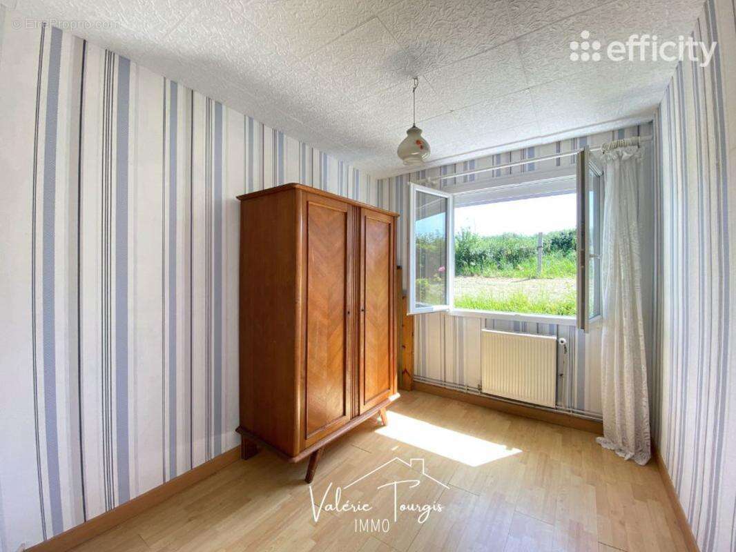 Maison à CREANCES