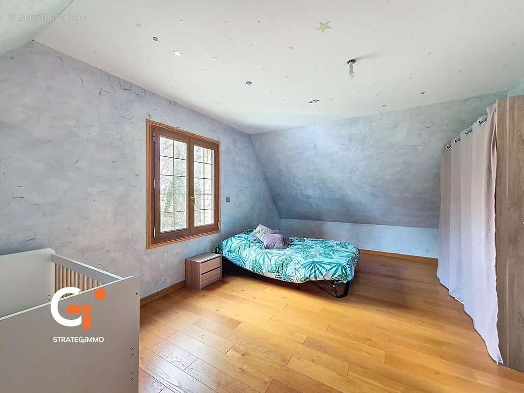 Maison à SAINT-OUEN-DE-THOUBERVILLE