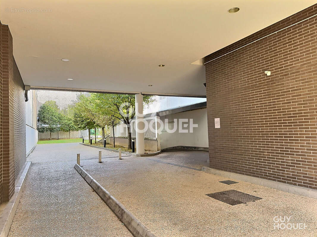 Appartement à AUBERVILLIERS