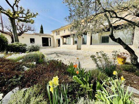 Maison à AVIGNON
