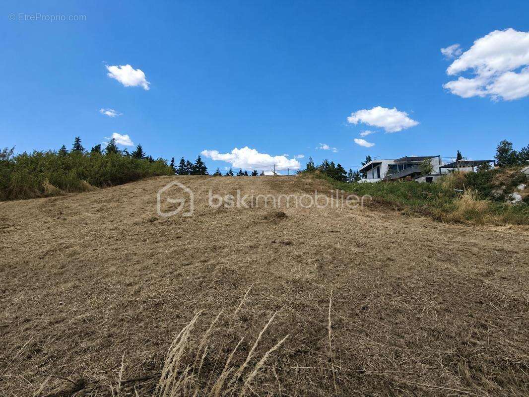 Terrain à bâtir avec vue panoramique – Un cadre de vie privilégié à Nollieux - photo 5