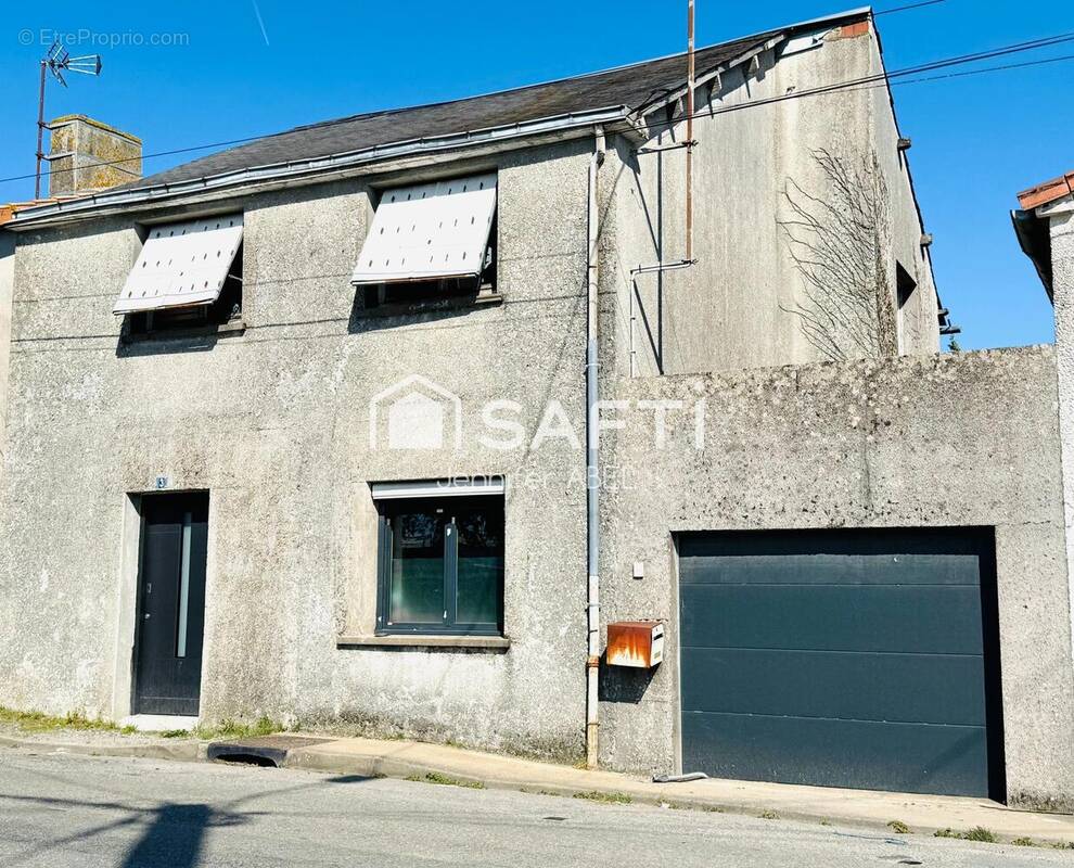 Photo 1 - Maison à LA CHAPELLE-SAINT-LAURENT