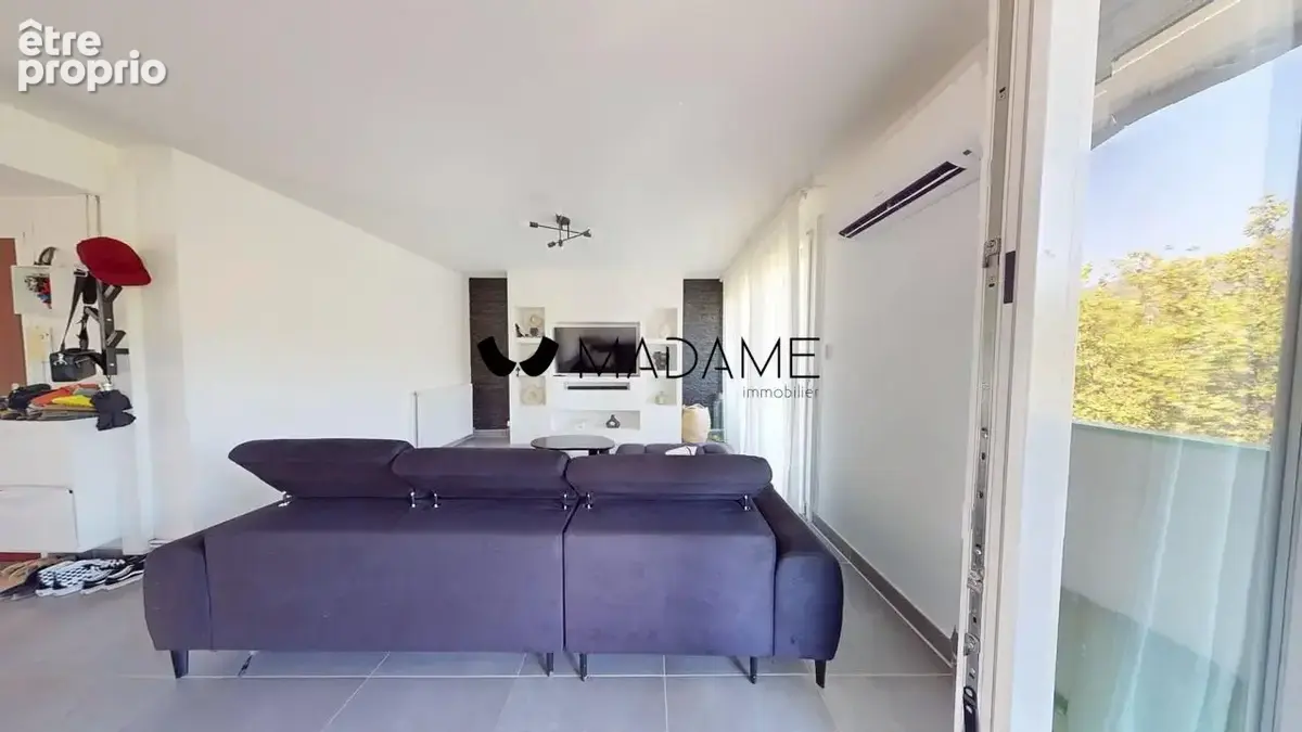 Appartement 3 pièces 72 m² à vendre à Echirolles (38130) - photo 2