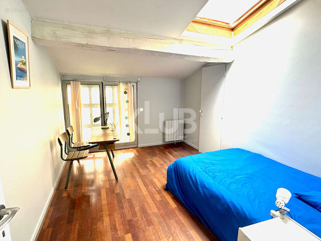 Appartement à MARSEILLE-6E