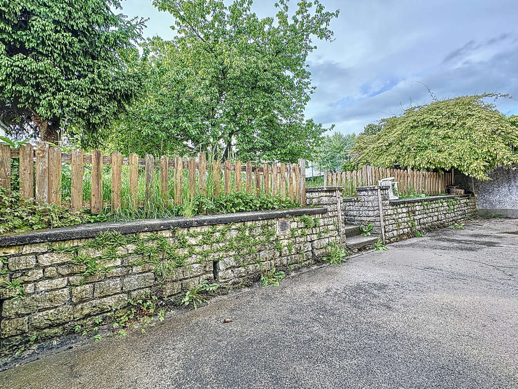 Maison à REMONCOURT