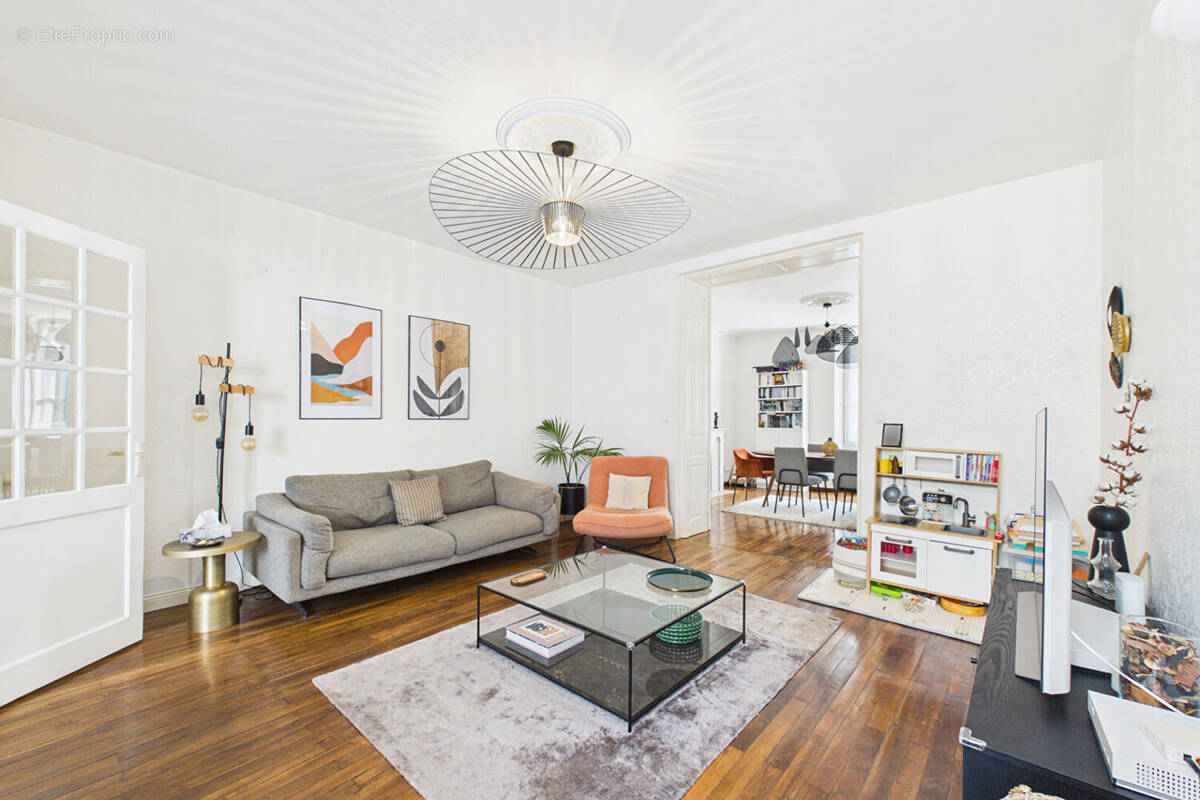 Maison 7 pièces 155 m² · à La Roche-sur-Yon · 155 m² · 428 450 €