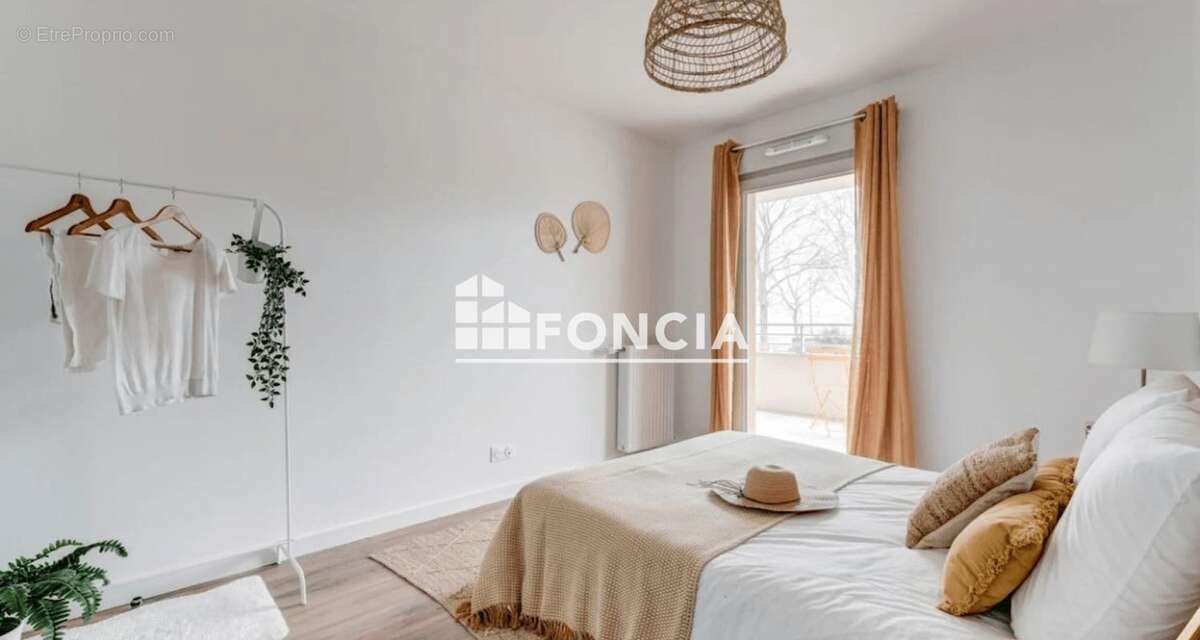 Appartement à FLEURIEUX-SUR-L'ARBRESLE