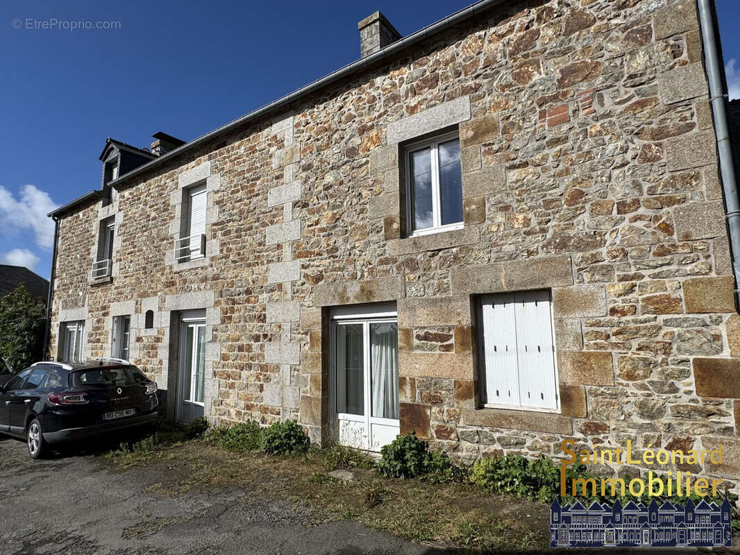 Maison à LA SELLE-EN-COGLES