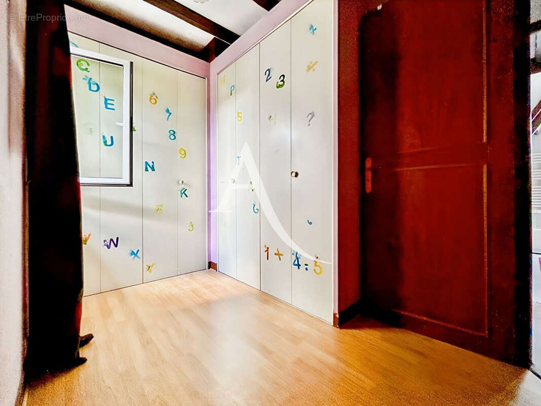 Maison à BOIS-D'ARCY