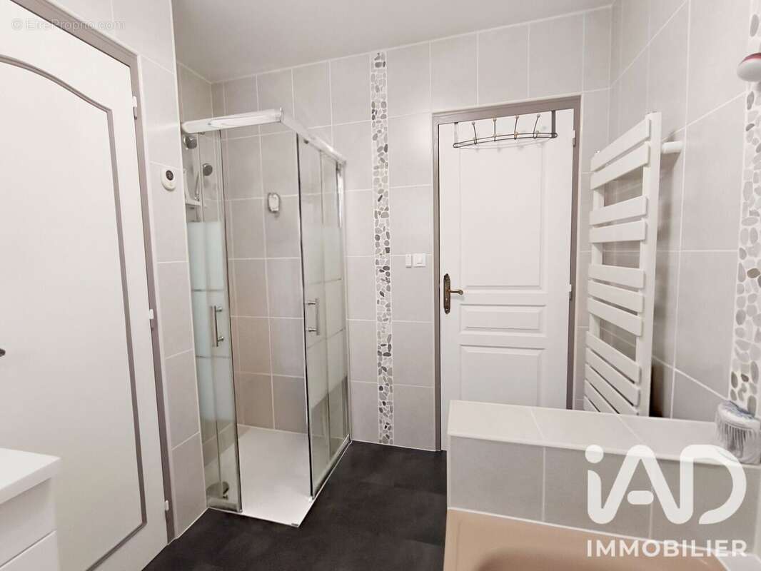 Photo 9 - Maison à MONTROND-LES-BAINS