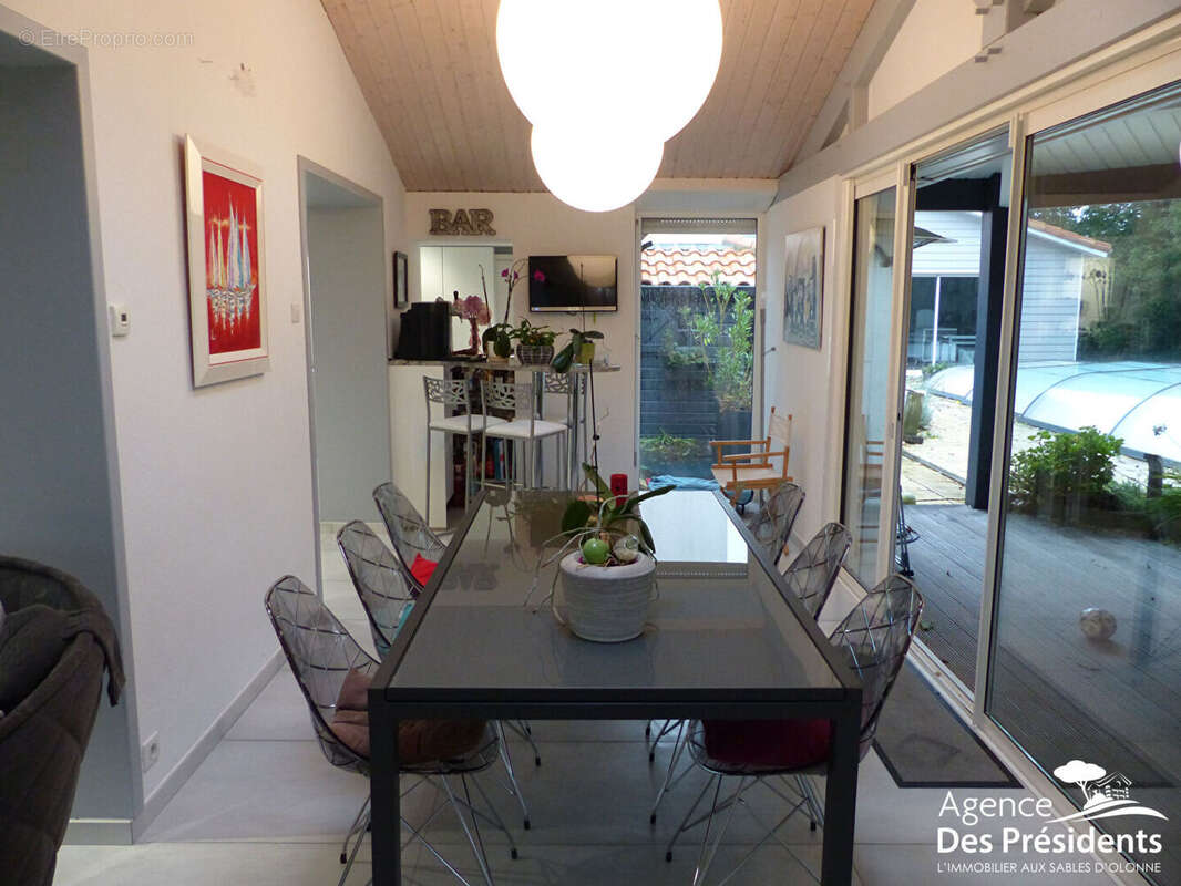 Maison à TALMONT-SAINT-HILAIRE