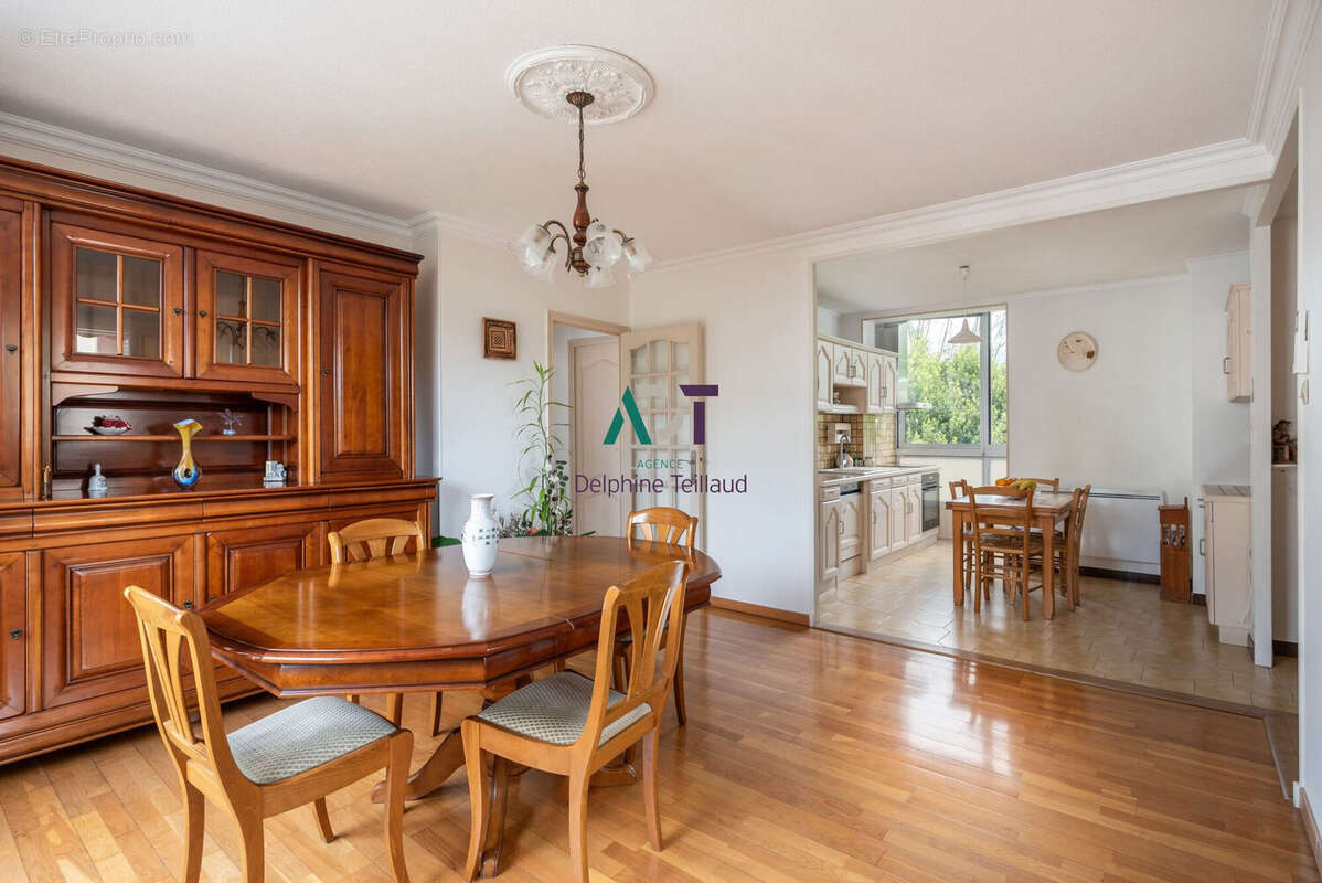 Appartement à LA TRONCHE