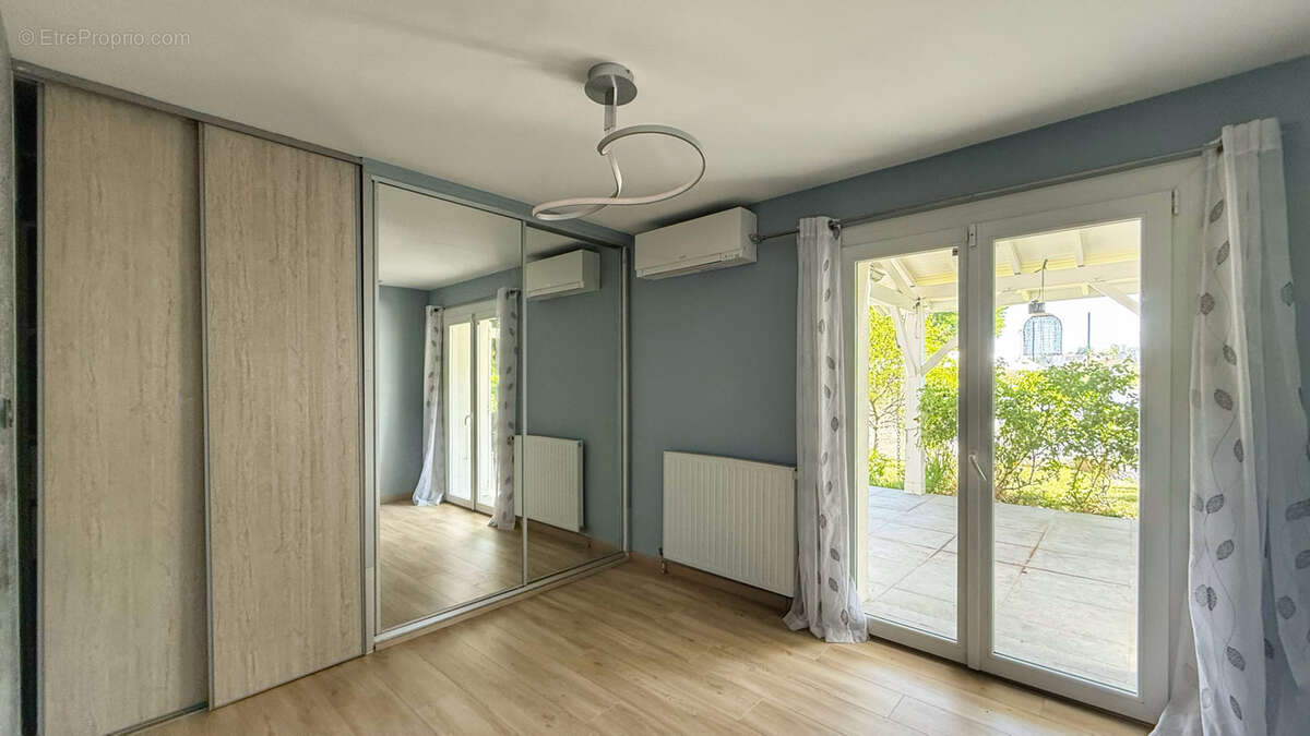 Maison à COUBLEVIE