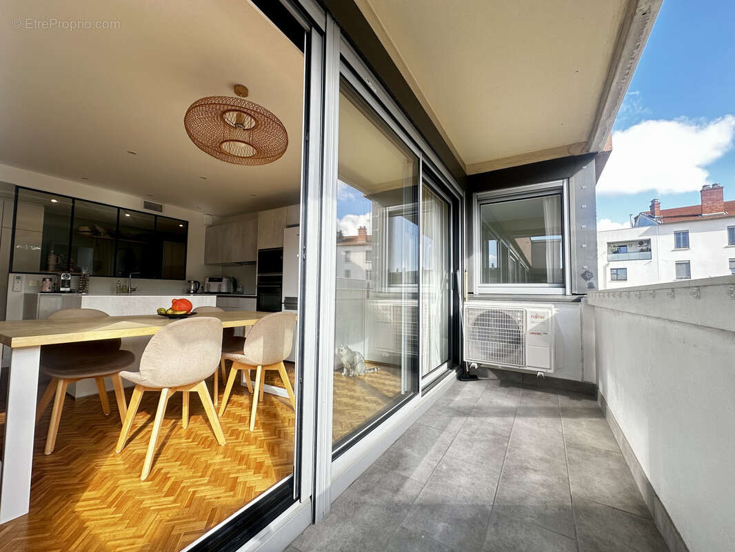 Appartement à LYON-3E