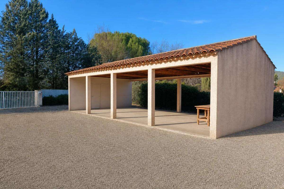 Maison à FORCALQUEIRET