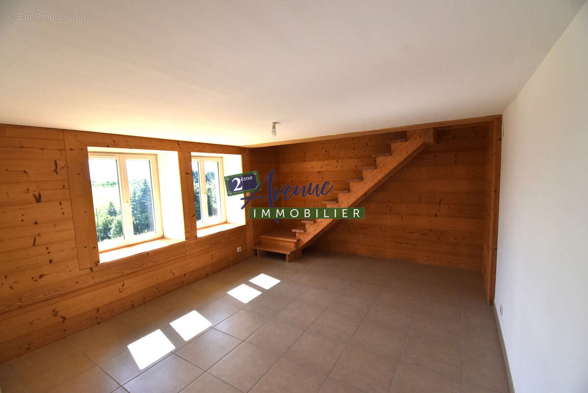 Maison à FOUGEROLLES